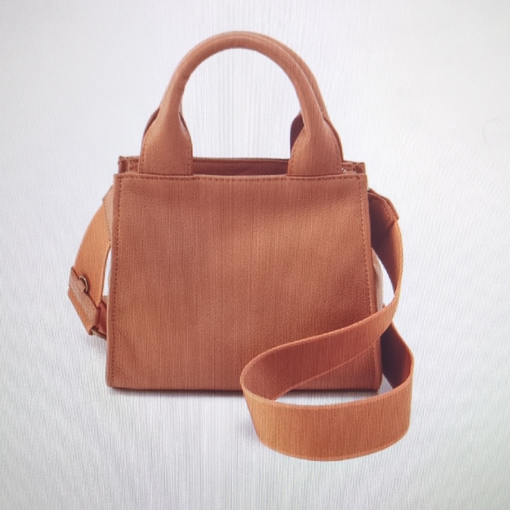 HOBO International Cass Small Tote Crossbody